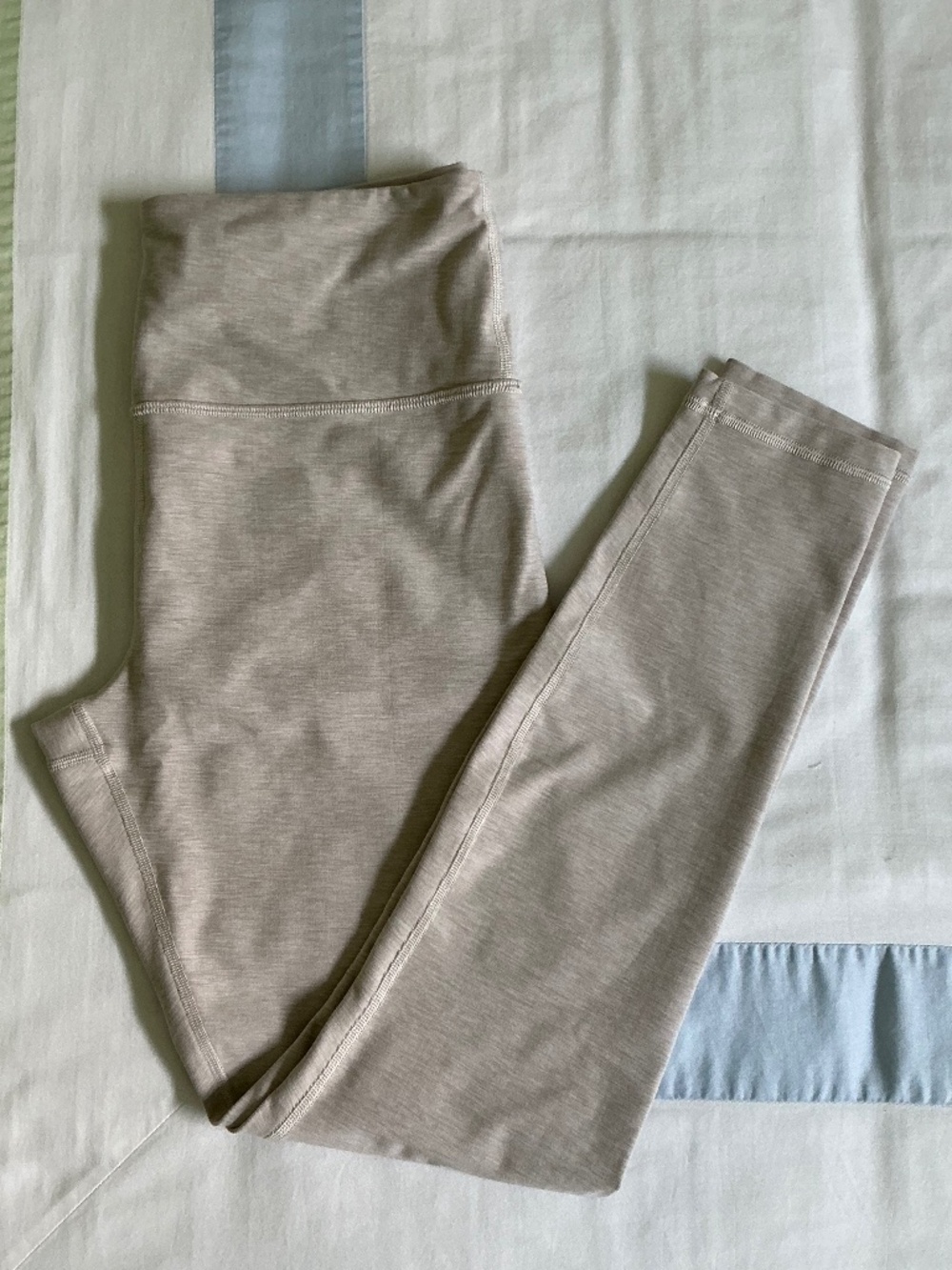 Athleta Ultra High Rise Elation Softluxe Leggings M